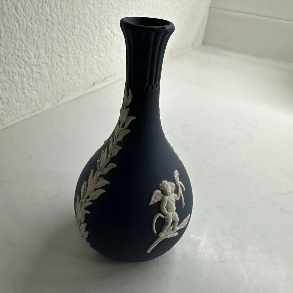 Antique Wedgwood Jasperware Bud Vase in Portland Blue and Cream (5") England - Picture 5 of 13